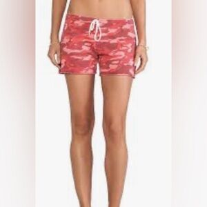 Monrow Camo Print Drawstring Shorts Size M